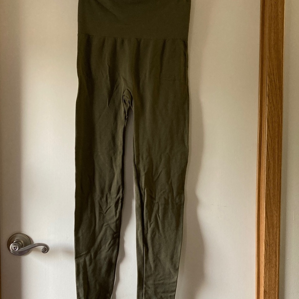 Warner's Olive Green Leggings - Picture 1 of 3